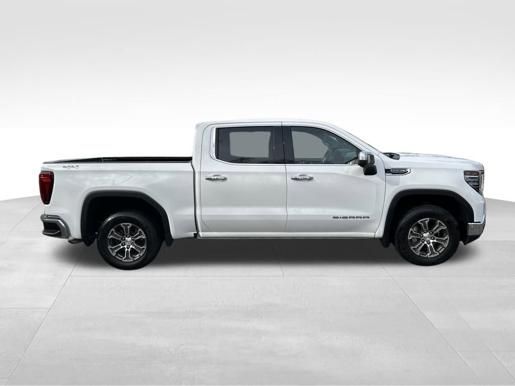 Used 2024 GMC Sierra 1500 SLT image 7
