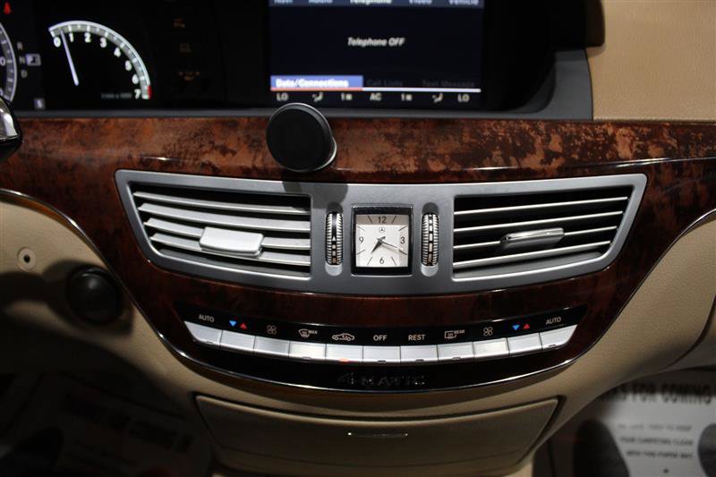 Used 2009 Mercedes-Benz S 550 4MATIC image 24