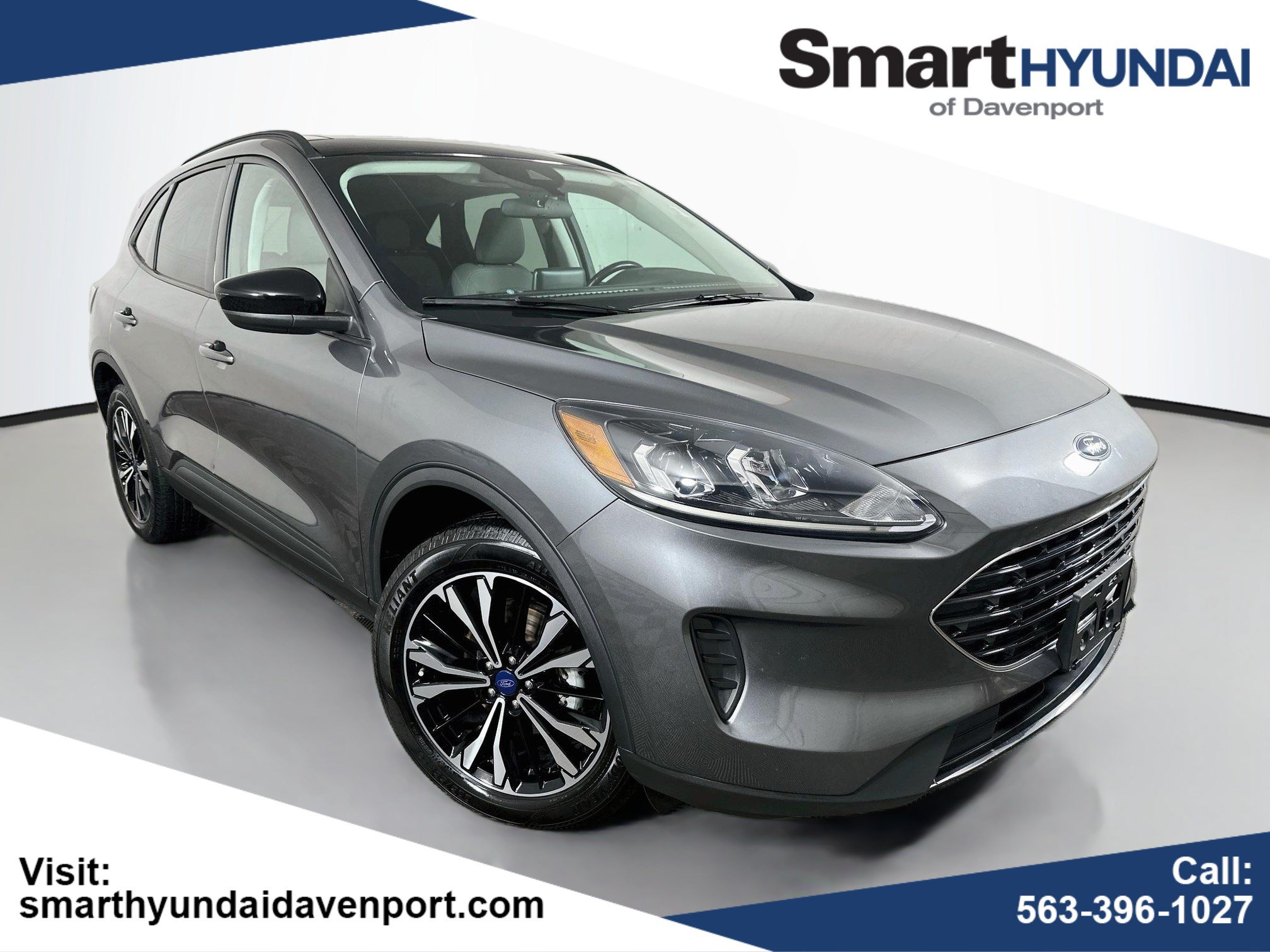 Used 2022 Ford Escape SE w/ SE Sport Appearance Package