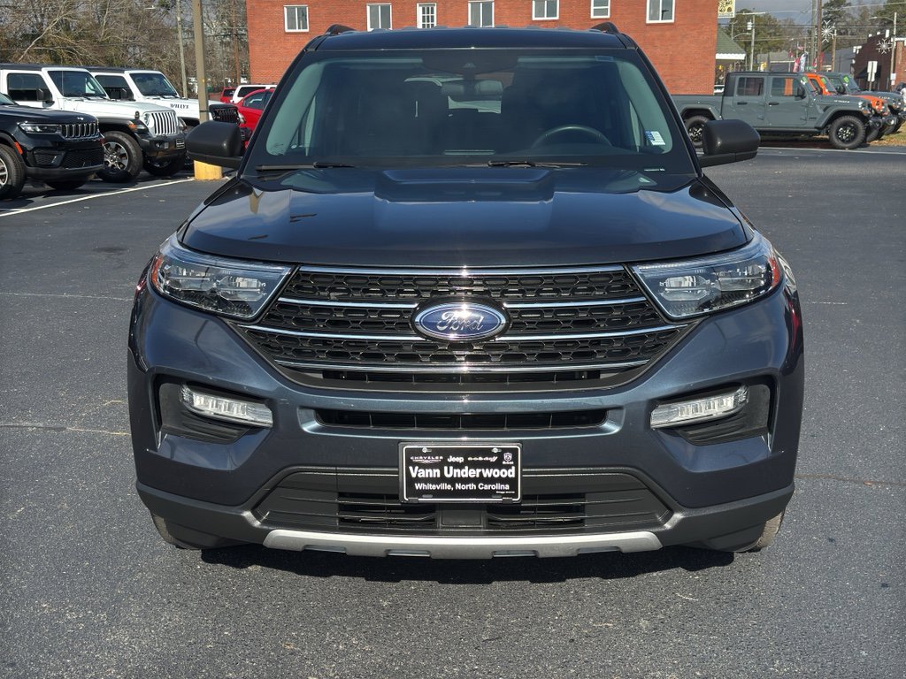 Used 2022 Ford Explorer XLT w/ Equipment Group 202A image 14