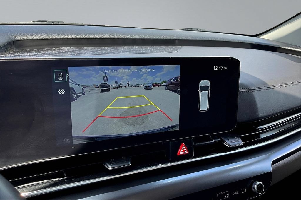 Used 2025 Kia Carnival FWD image 15
