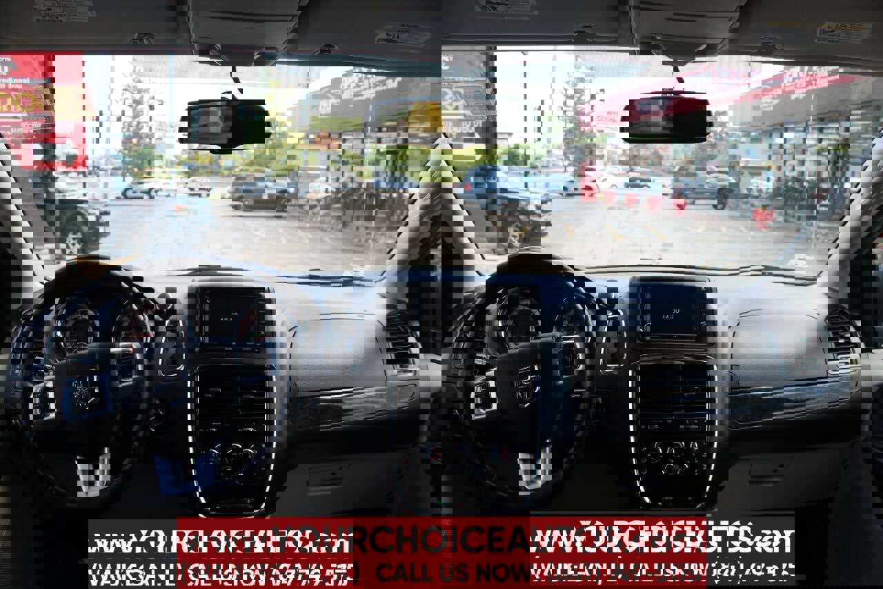 Used 2015 Dodge Grand Caravan SXT w/ UConnect Hands-Free Group image 20