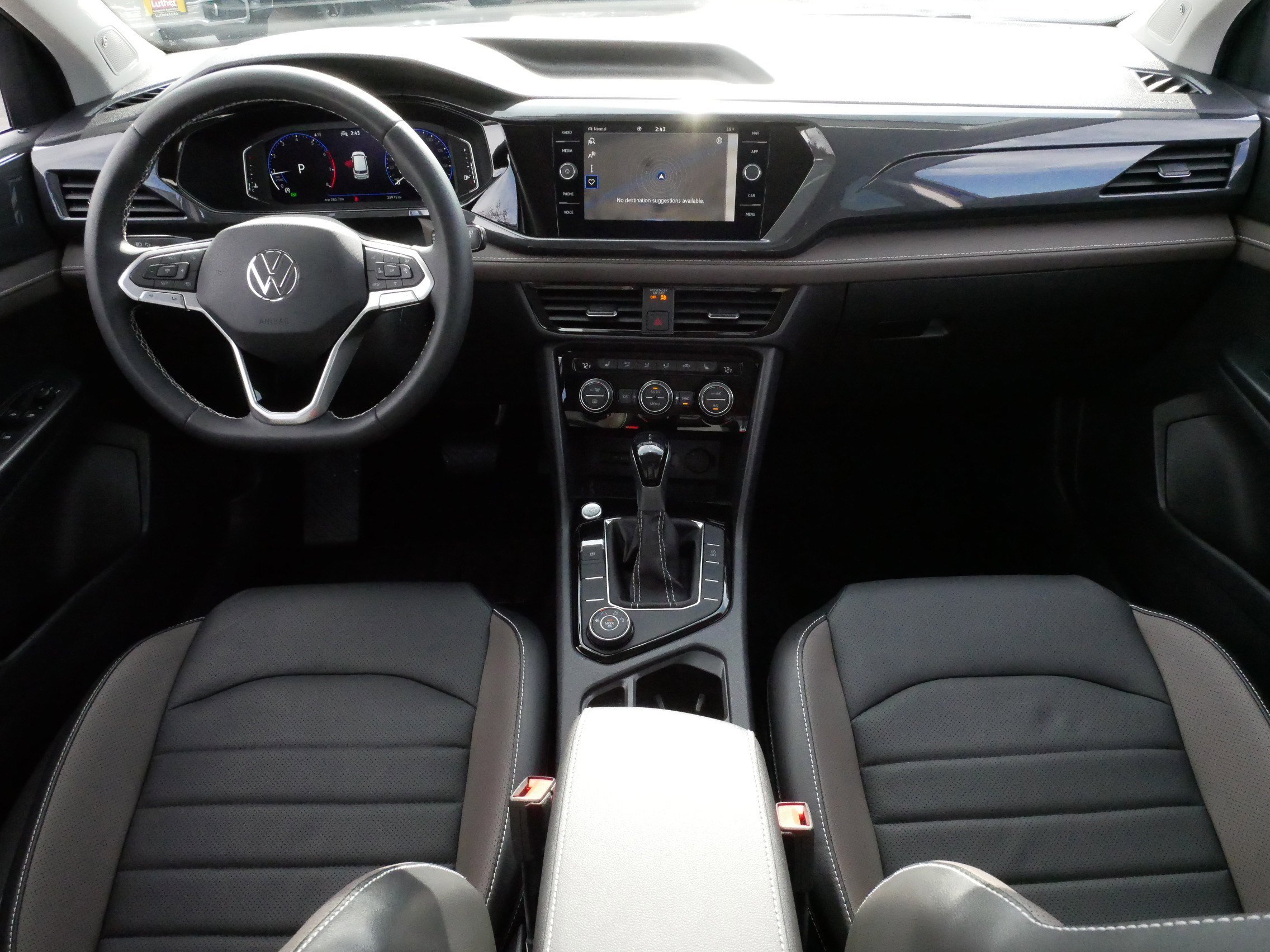 Used 2023 Volkswagen Taos SEL image 10