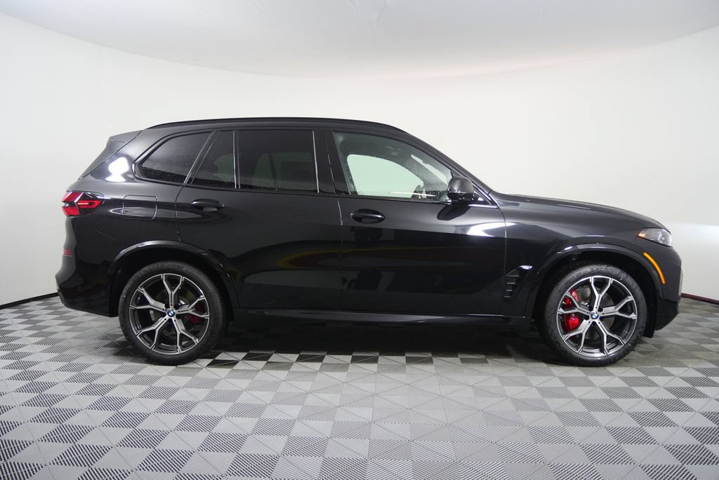 Used 2026 BMW X5 xDrive40i w/ M Sport Package AWD/4WD image 6