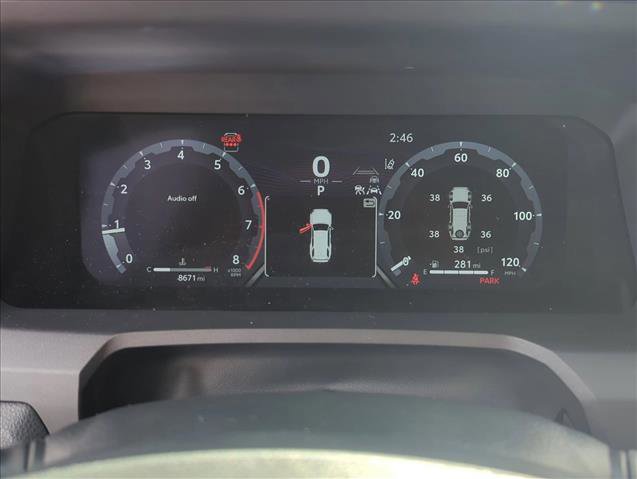 Certified 2025 Toyota 4Runner TRD Off-Road image 10