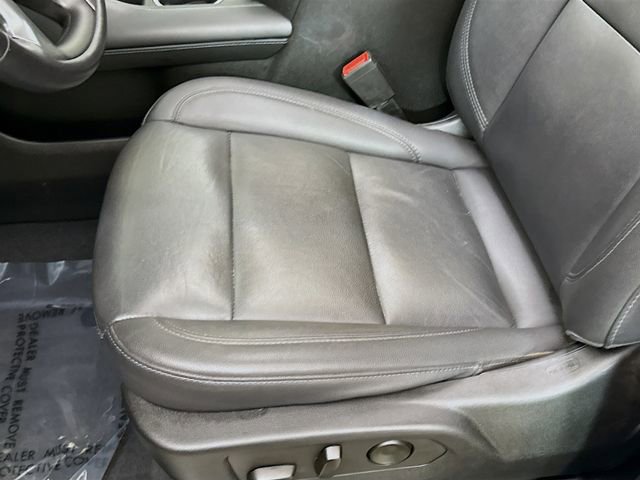 Used 2022 Chevrolet Suburban Z71 w/ Z71 Off-Road Package AWD/4WD image 22