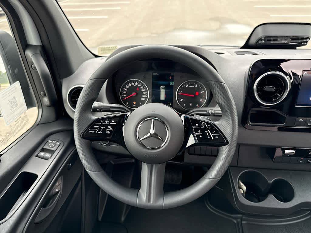 New 2025 Mercedes-Benz Sprinter 2500 image 17
