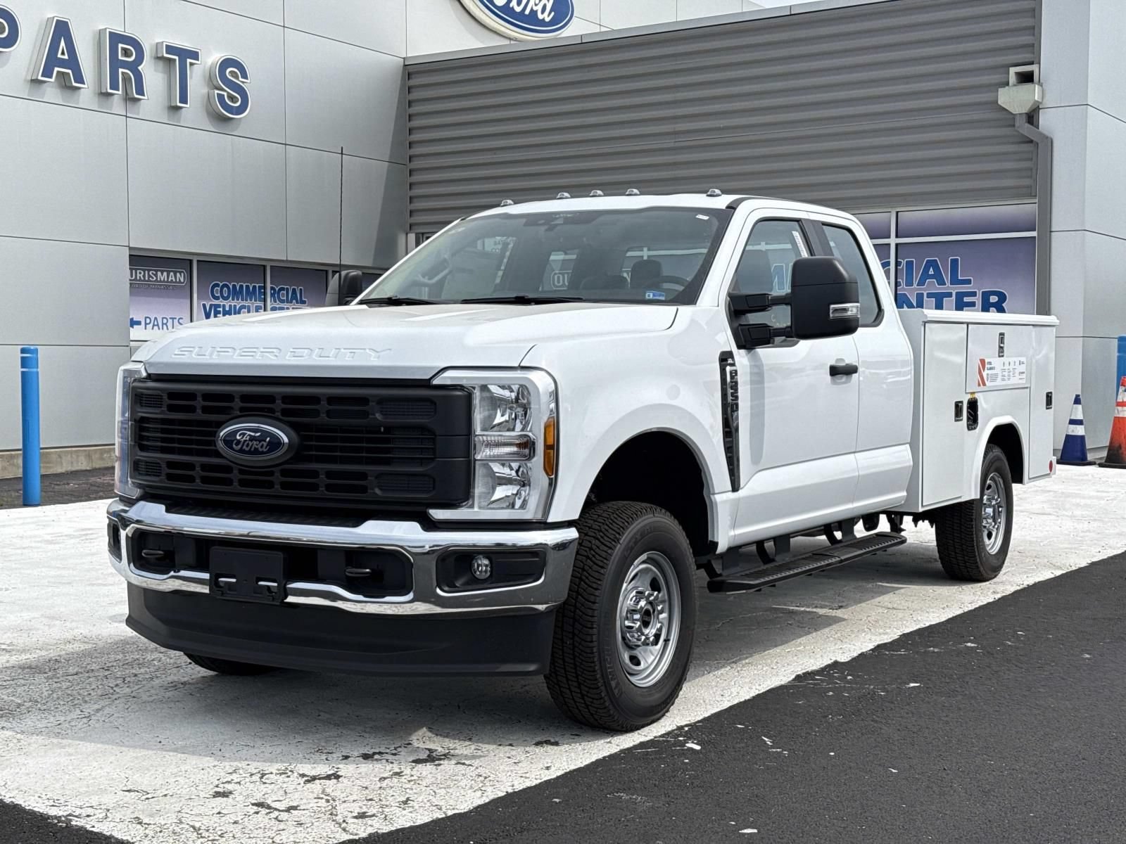 New 2026 Ford F250 XL w/ XL Chrome Package AWD/4WD image 7