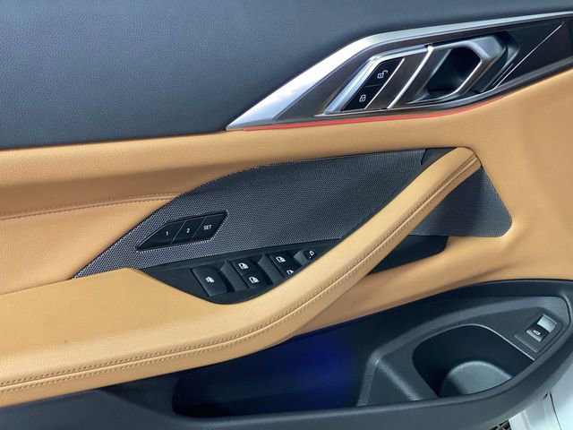 Used 2022 BMW M440i Convertible image 30