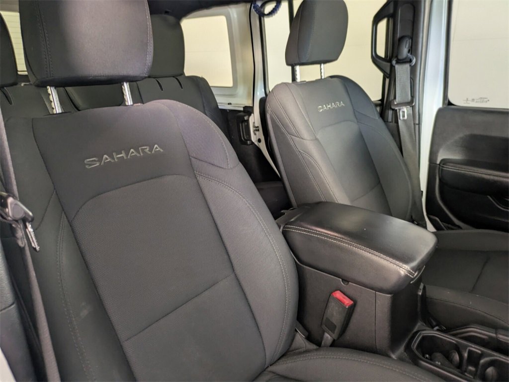 Certified 2020 Jeep Wrangler Unlimited Sahara image 33