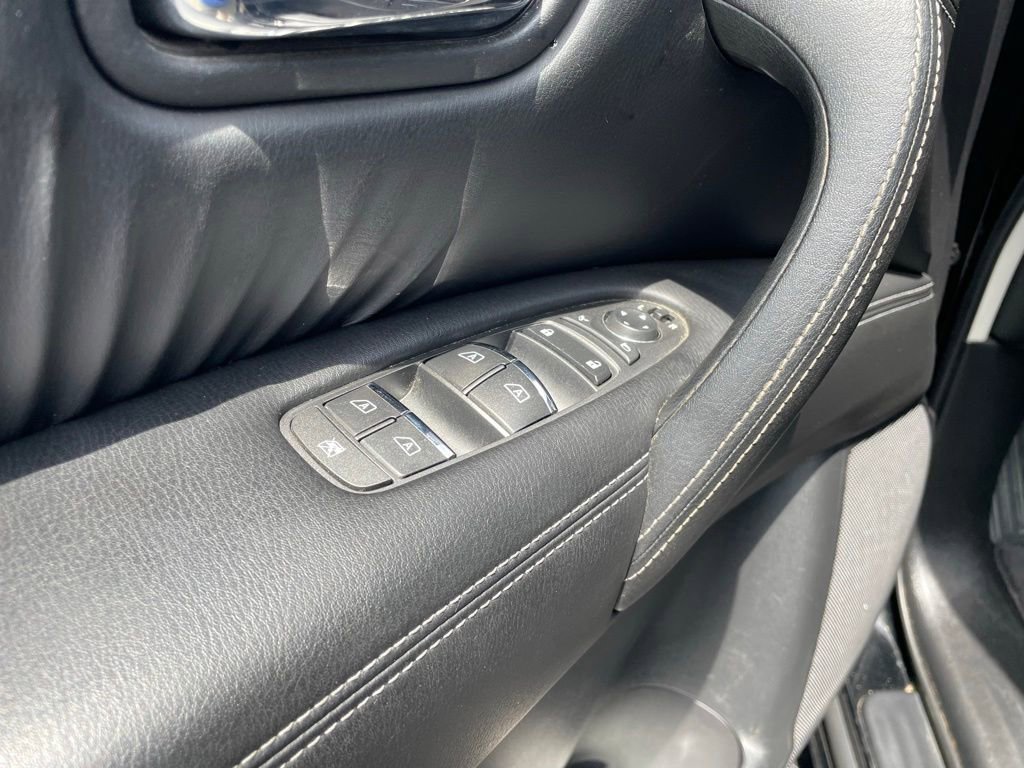Used 2019 Nissan Armada SL w/ Premium Package RWD image 12