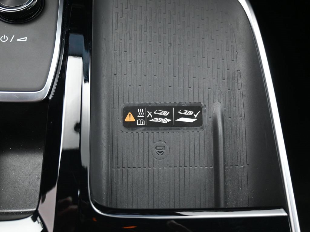 Used 2025 Buick Enclave Preferred w/ Power Package image 25