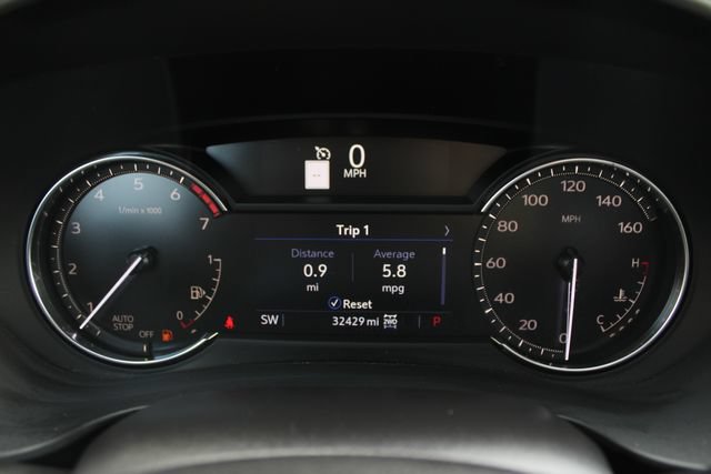 Used 2022 Cadillac XT4 Premium Luxury w/ Enhanced Visibility Package AWD/4WD image 13