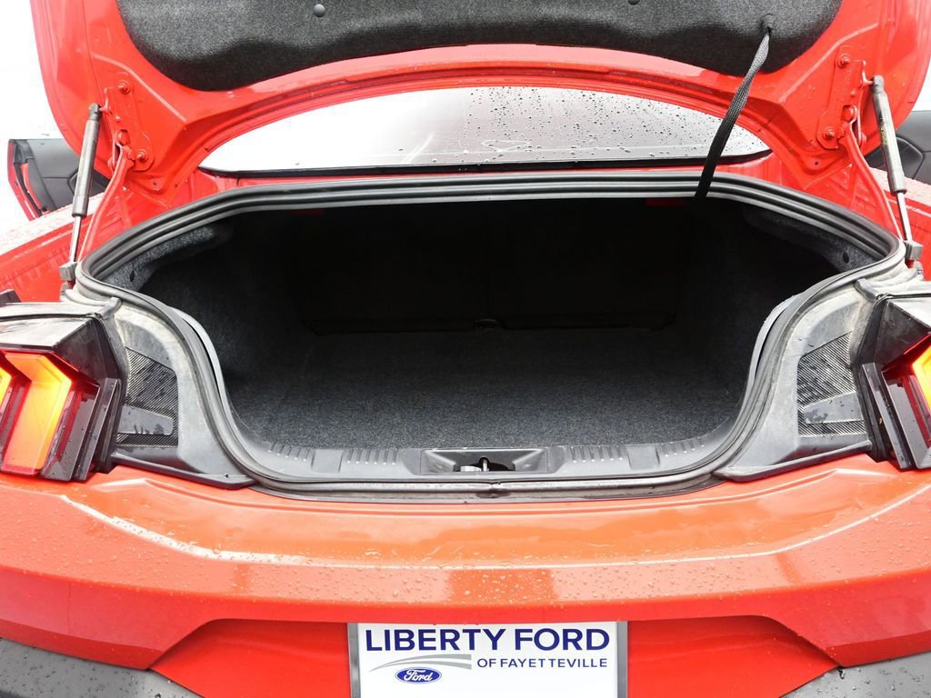 Used 2024 Ford Mustang Premium image 11