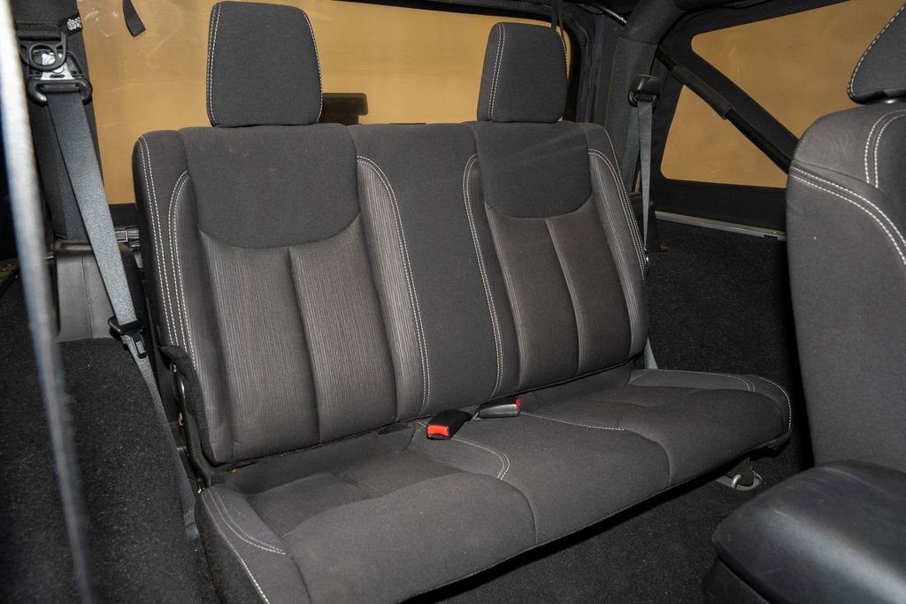 Used 2013 Jeep Wrangler Sahara image 8