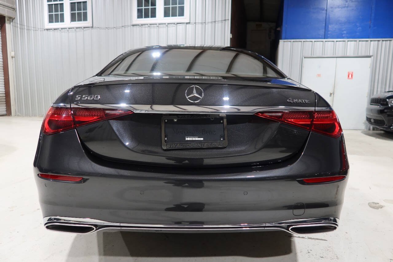 Used 2021 Mercedes-Benz S 580 4MATIC Sedan image 4