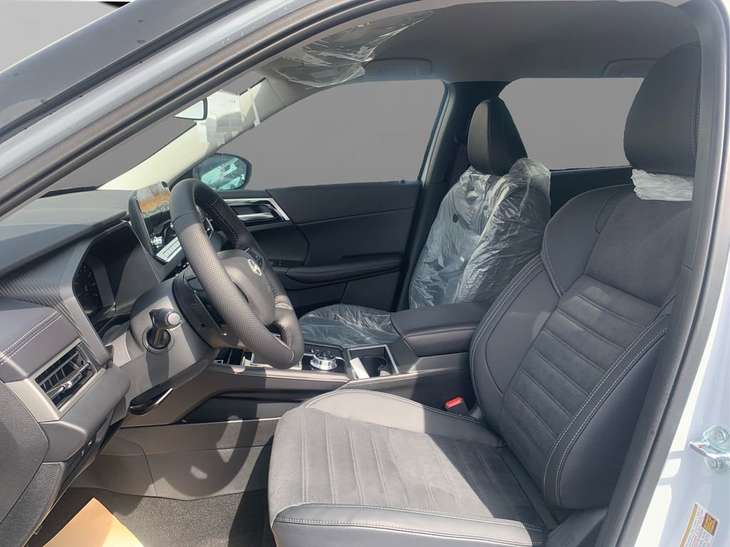 New 2026 Nissan Rogue SL image 9