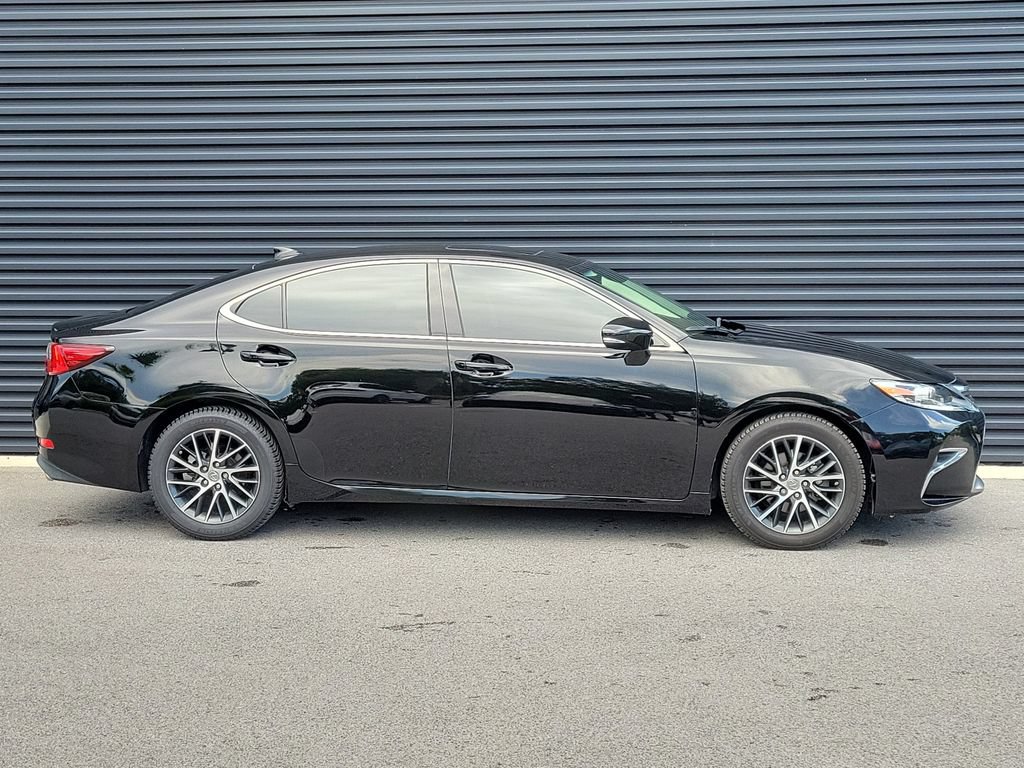 Used 2018 Lexus ES 350 w/ Luxury Package w/Wood Trim FWD image 8