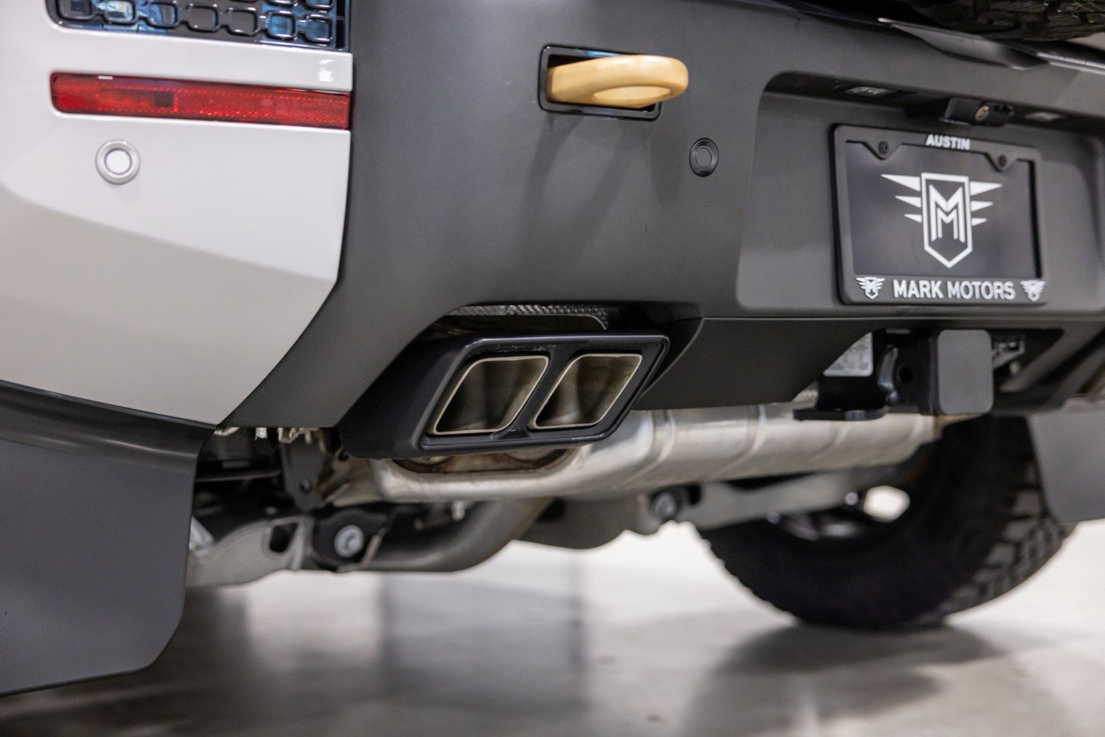 Used 2026 Land Rover Defender 110 OCTA image 16