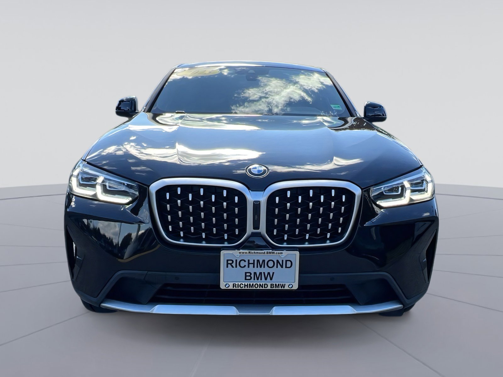 Used 2023 BMW X4 xDrive30i w/ Premium Package image 12