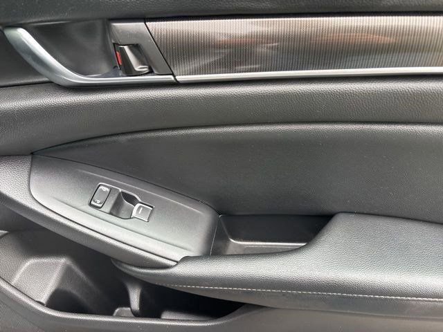 Used 2021 Honda Accord Sport image 38