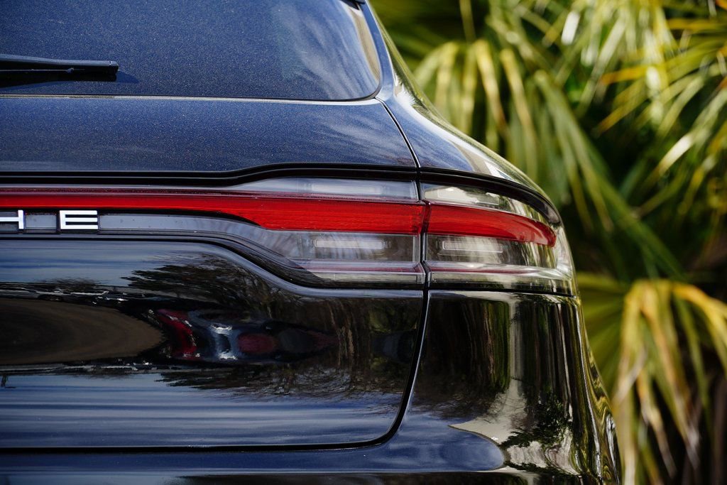 Used 2020 Porsche Macan S image 8