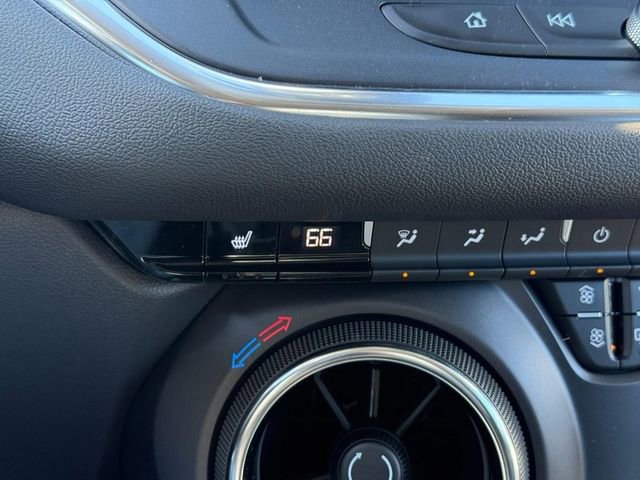 Used 2025 Chevrolet Blazer LT image 22