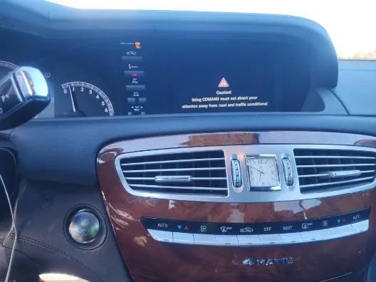 Used 2013 Mercedes-Benz CL 550 4MATIC w/ Sport Pkg image 16