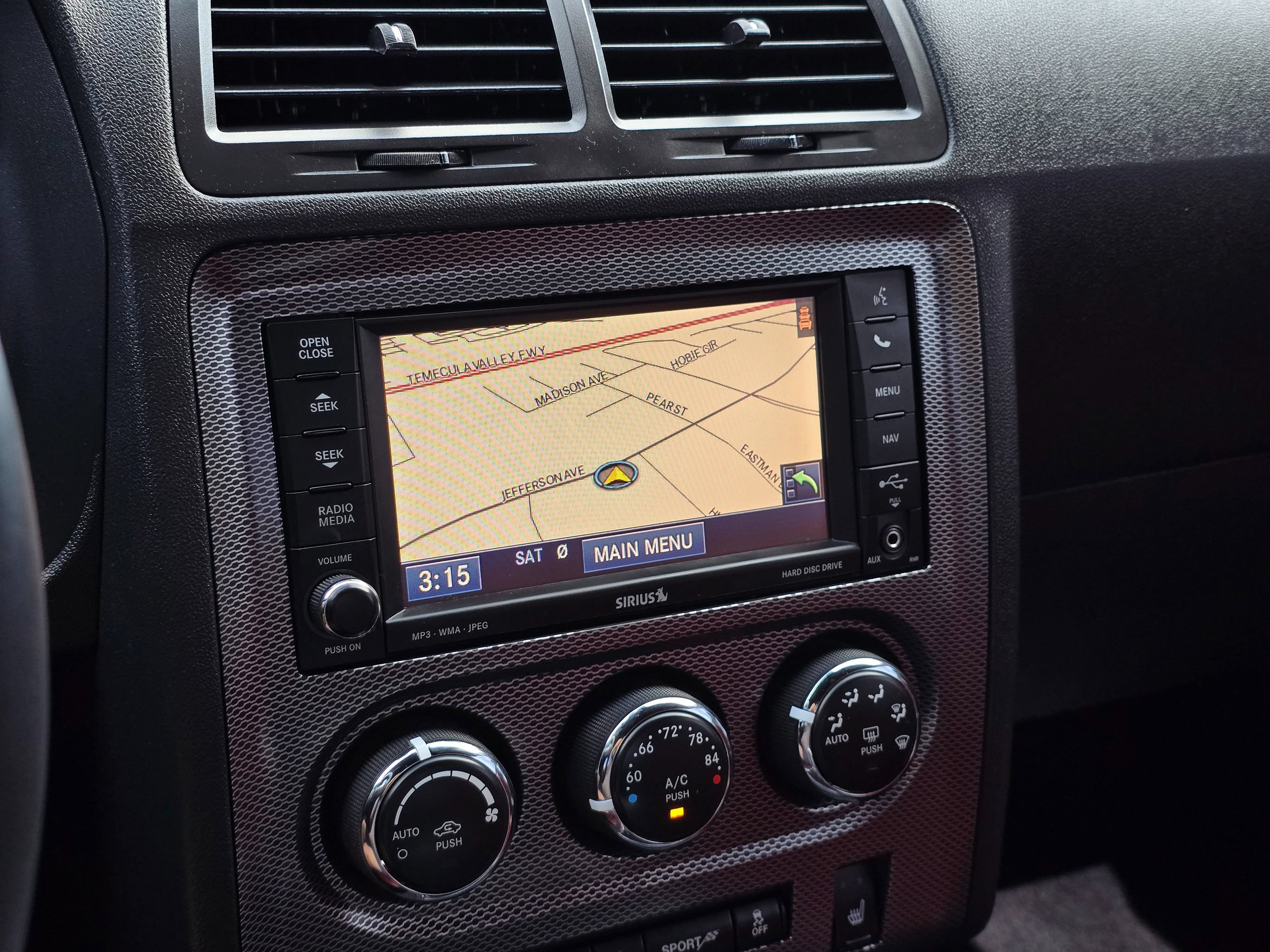 Used 2013 Dodge Challenger R/T RWD image 32