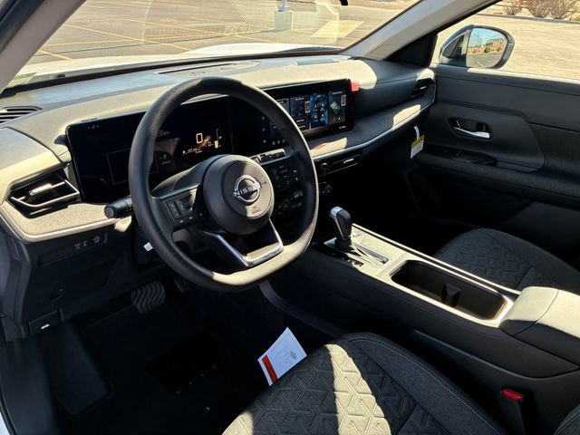 New 2026 Nissan Kicks SV w/ SV Premium Package FWD image 13