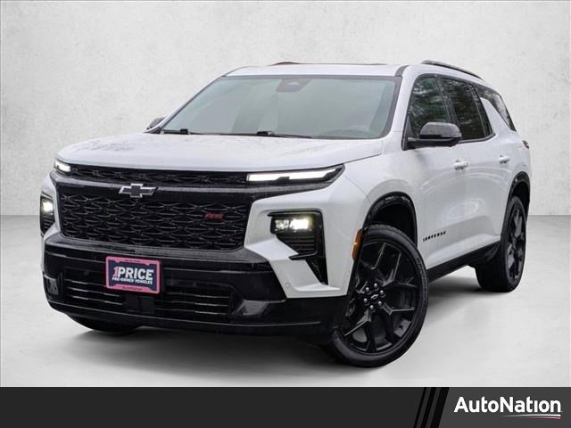 Used 2025 Chevrolet Traverse RS image 1