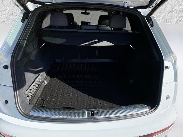 Used 2025 Audi SQ5 Premium Plus image 12