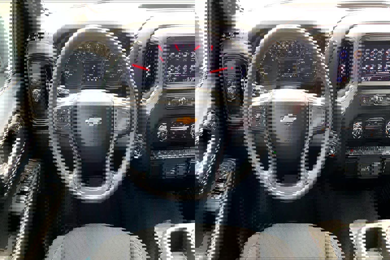 Used 2024 Chevrolet Silverado 1500 Custom image 10