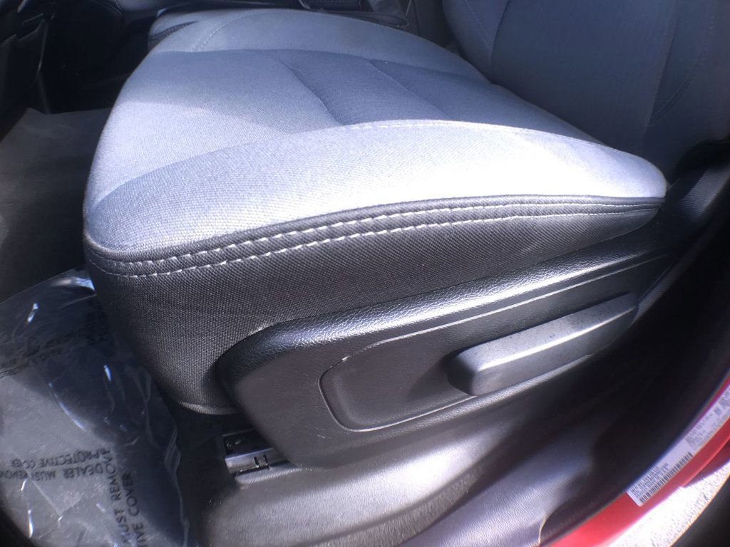Used 2022 RAM 1500 Lone Star image 13