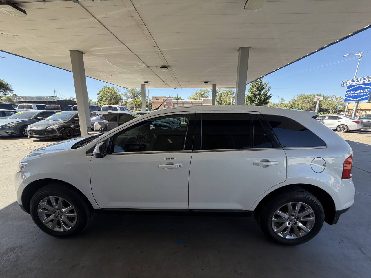 Used 2014 Ford Edge Limited w/ Driver Entry Package FWD image 8