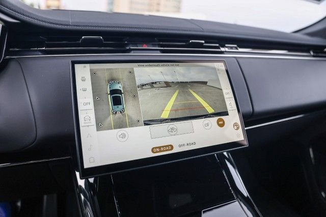 New 2025 Land Rover Range Rover Sport Dynamic SE image 26