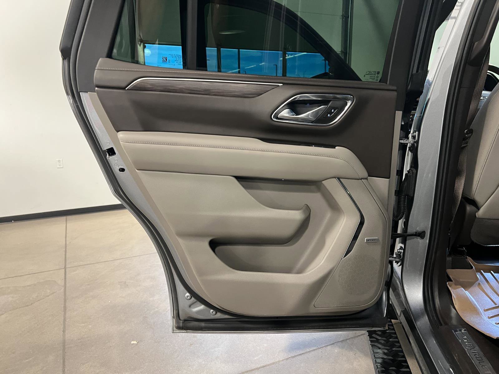 Used 2023 Chevrolet Tahoe Z71 image 33