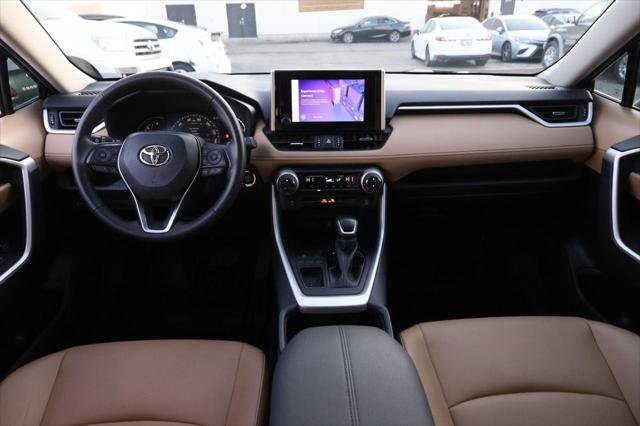 Certified 2025 Toyota RAV4 XLE Premium image 22