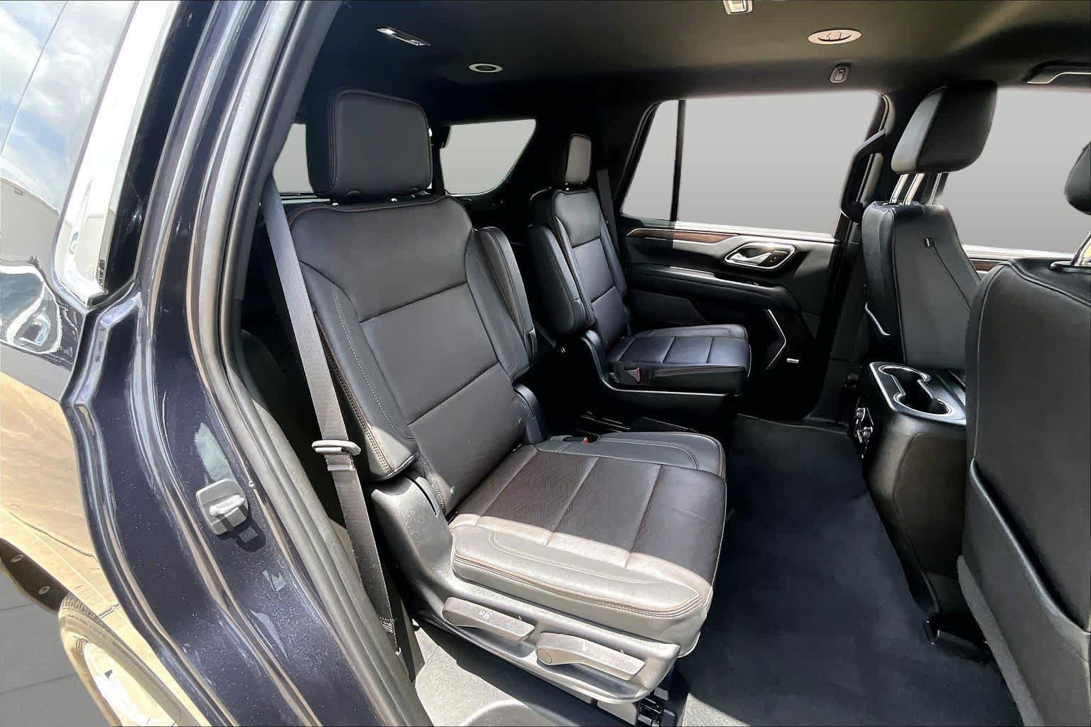 Used 2022 Chevrolet Tahoe High Country AWD/4WD image 39
