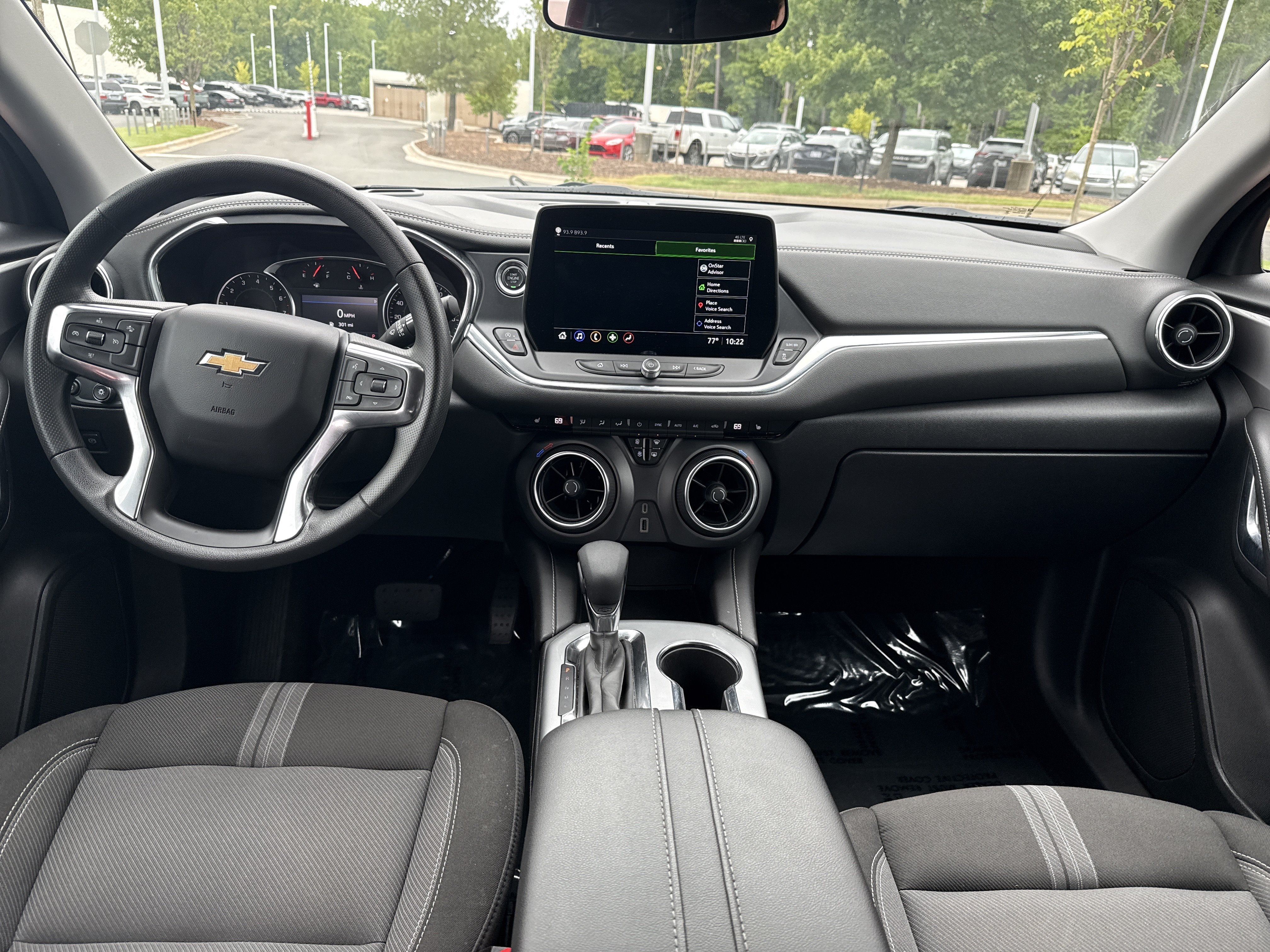 Used 2025 Chevrolet Blazer LT AWD/4WD image 38