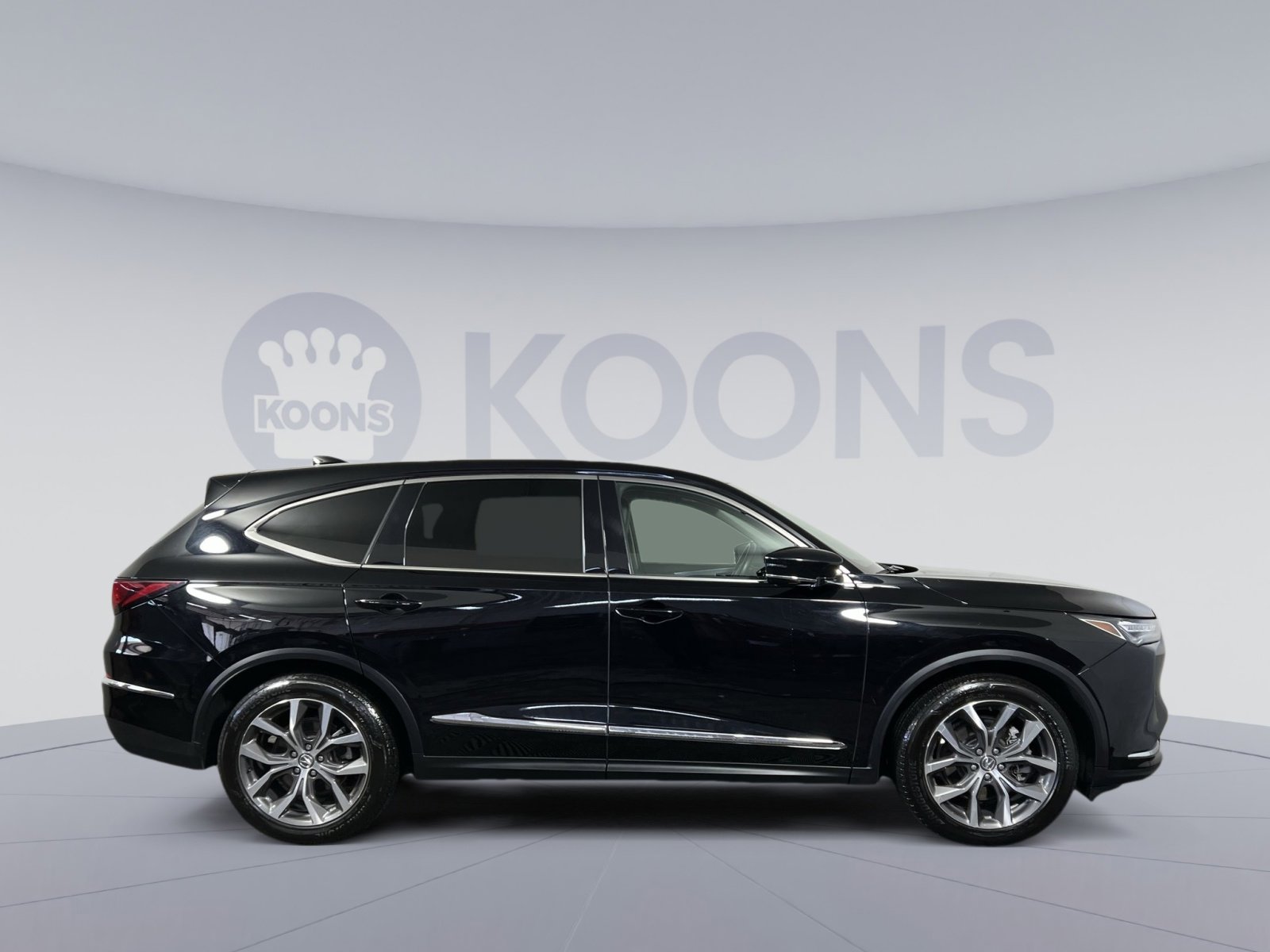 Used 2023 Acura MDX SH-AWD w/ Technology Package image 8