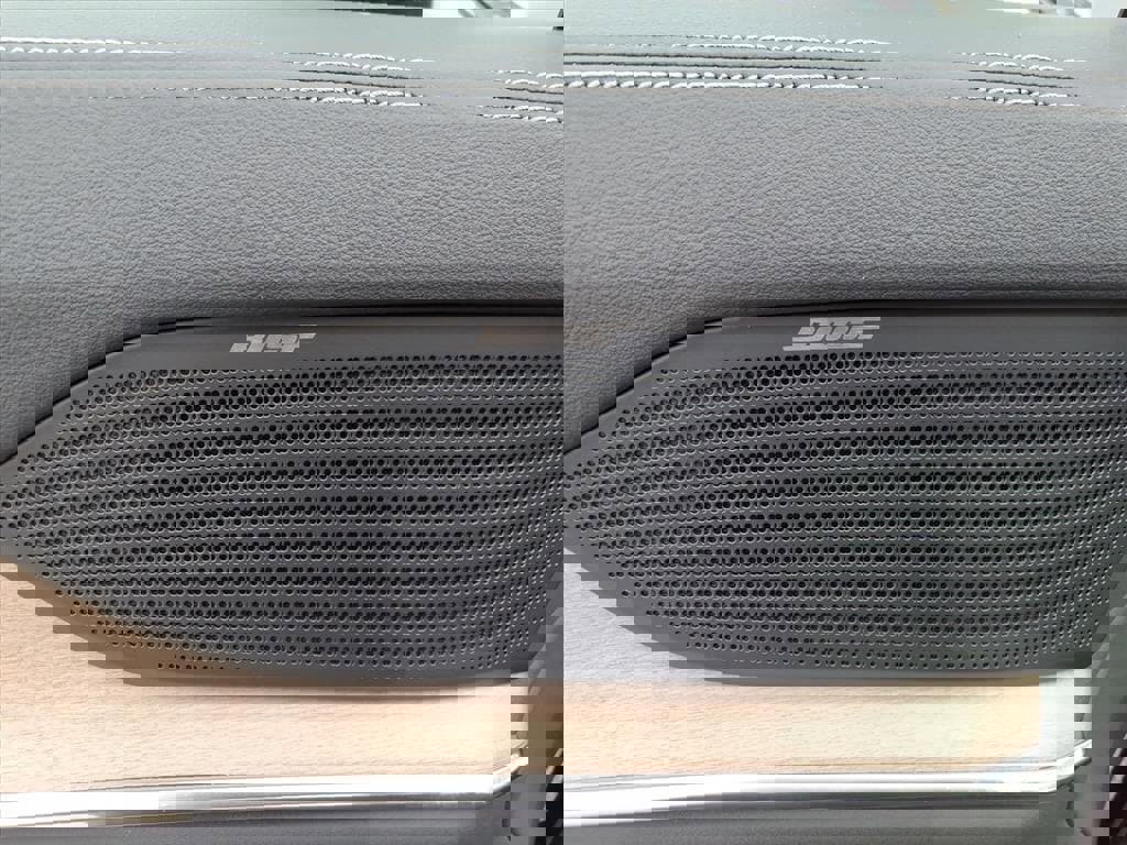 New 2025 Volvo EX90 Plus w/ Protection Package Premier image 16