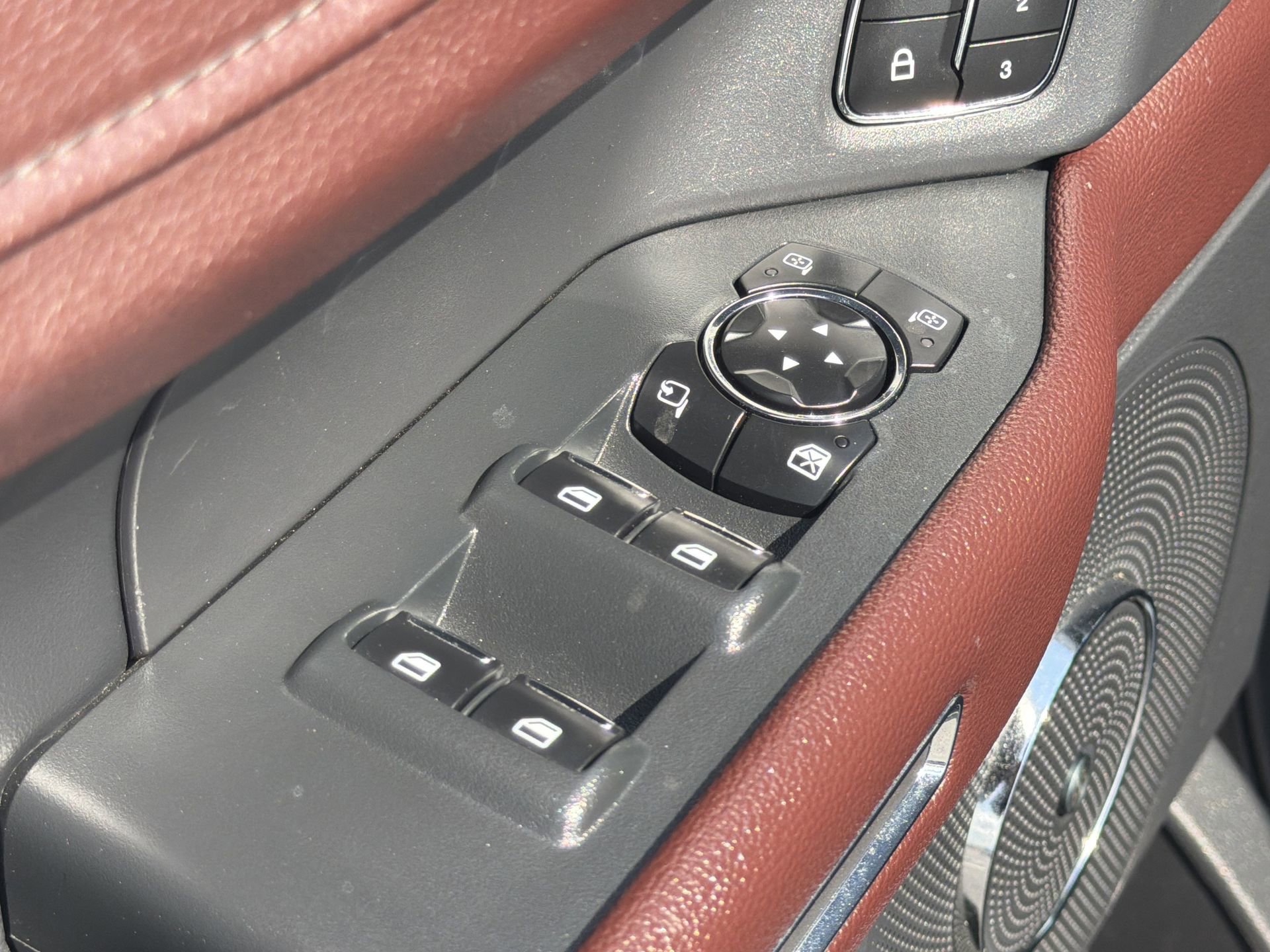 Certified 2024 Ford Expedition Limited image 24