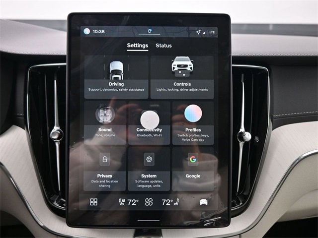 New 2026 Volvo XC60 B5 Ultra w/ Protection Package Premier image 13