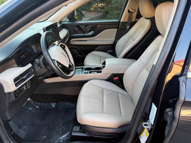 Used 2025 Lincoln Corsair Grand Touring AWD/4WD image 6