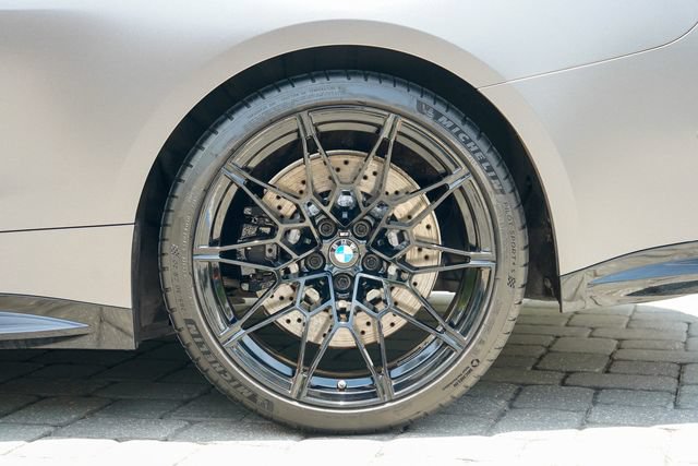 Used 2026 BMW M4 Competition w/ Executive Package RWD image 17