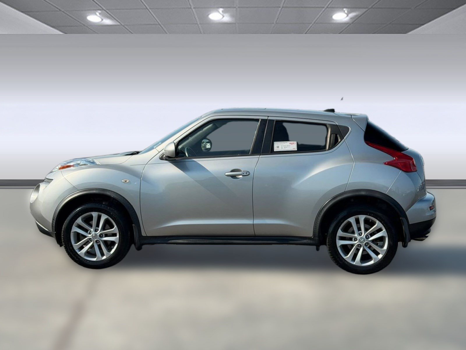 Used 2011 Nissan Juke SL FWD image 2