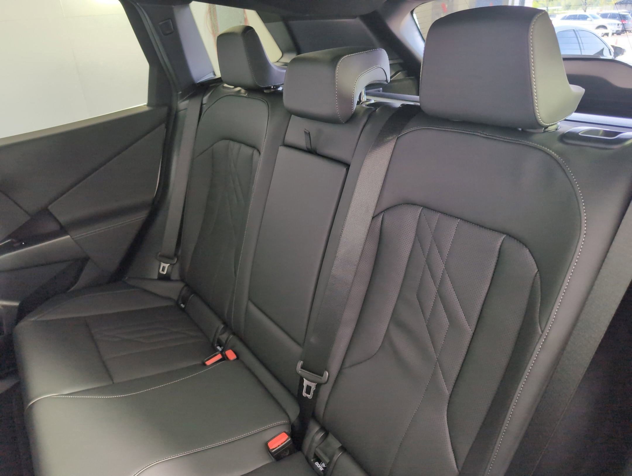 Used 2025 BMW X3 xDrive30i w/ Premium Package image 27