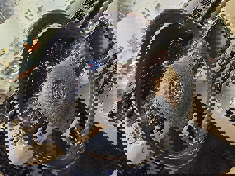 Used 2017 Volkswagen CC R-Line Executive image 28