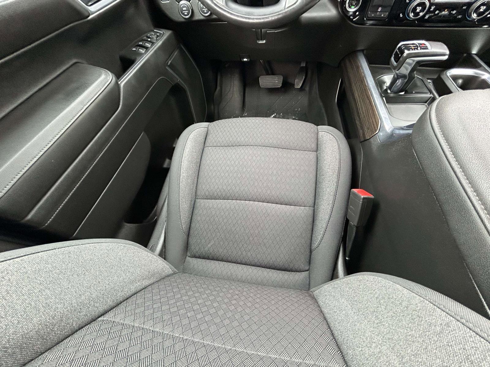 Used 2022 Chevrolet Silverado 1500 RST image 13